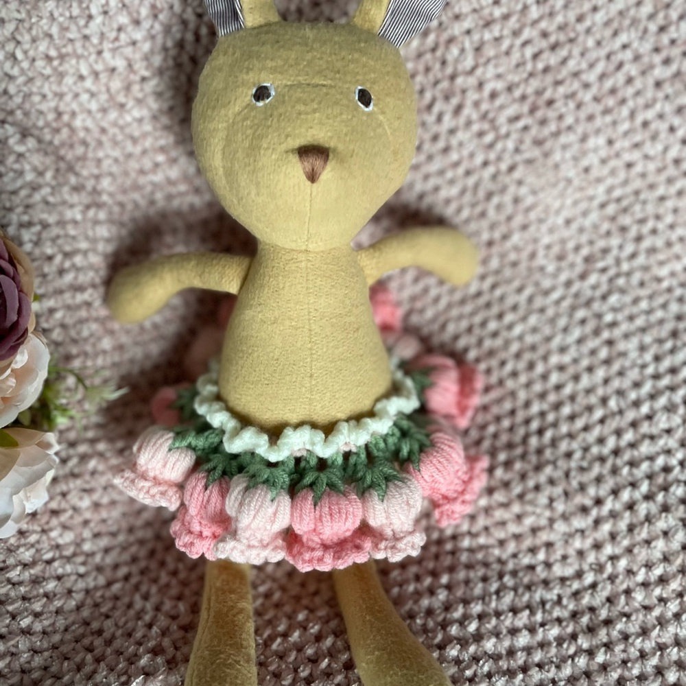Egg Hunt crochet Tulip skirt tutu hazel village maileg Easter spring
